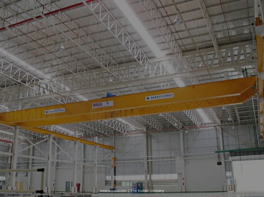 สรุปครบ! เครนโรงงานมีกี่ประเภท? เทียบชัด Overhead vs Gantry Crane เลือกแบบไหนคุ้มค่าที่สุดในปี 2026